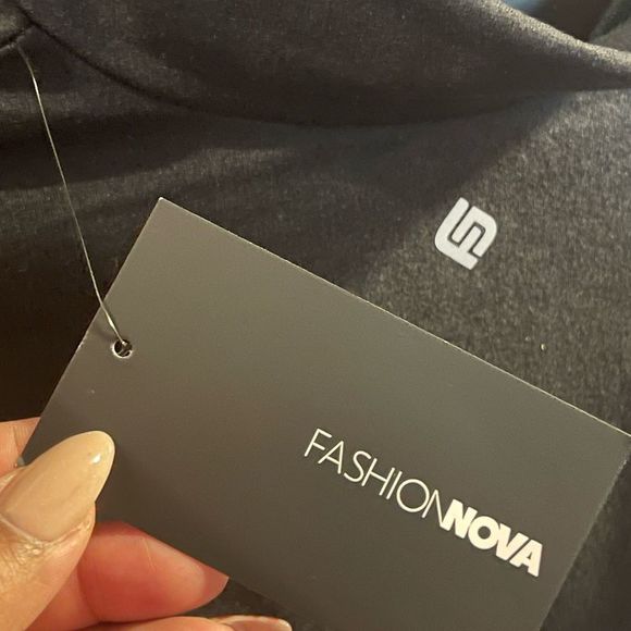 Fashion Nova Sport Active Full Zip Cropped Jacket - Picture 7 of 7